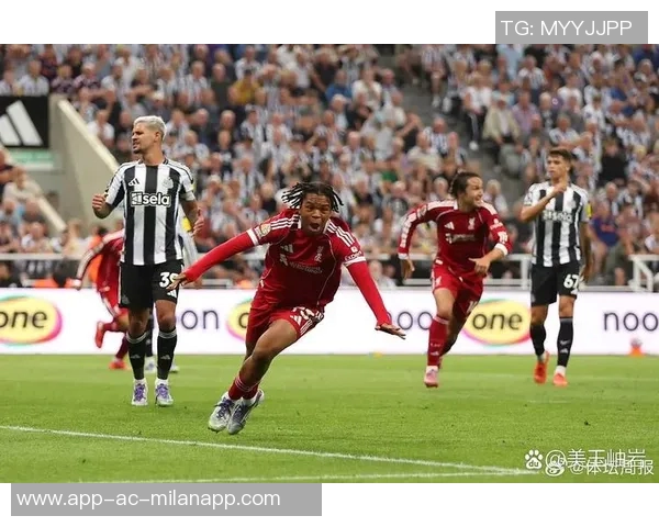 利物浦官方确认赫拉芬贝赫恢复良好将出战曼联比赛 利物浦官方确认赫拉芬贝赫恢复良好将出战曼联比赛