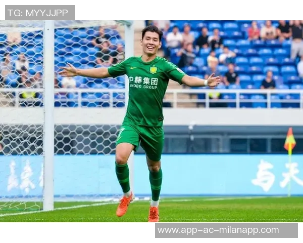 山东泰山半场落后云南玉昆侯永永头球破门克雷桑李源一错失良机