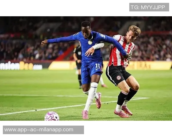 马卢达盛赞吉滕斯年轻无畏展现天赋潜力值得期待 马卢达盛赞吉滕斯年轻无畏展现天赋潜力值得期待