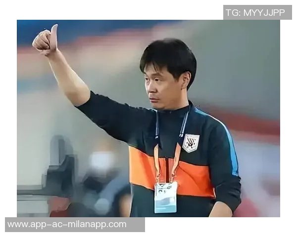 李霄鹏呼吁球迷宽容：主场被喊下课是常态应理解教练艰辛