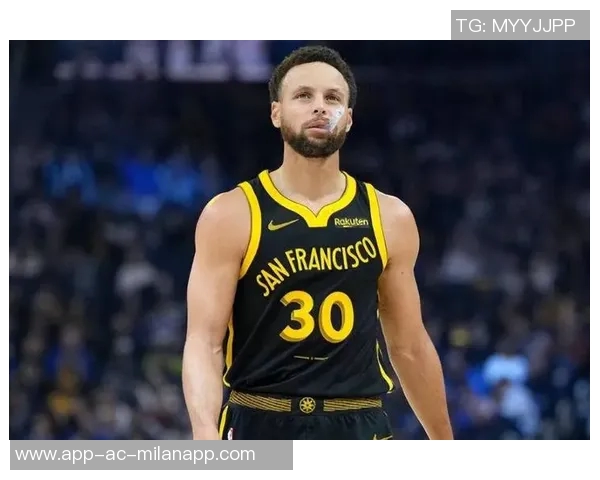 库明加重返社交媒体分享休赛期精彩瞬间合辑