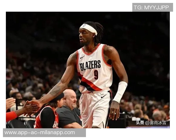 开拓者官方发布海报庆祝阿夫迪亚卡马拉霍勒迪入选ESPN前100球员