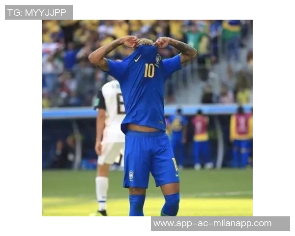 内马尔对裁判判罚不满呼吁提升巴西足球裁判水平